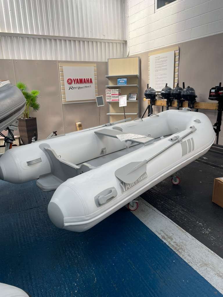 Second hand small boat trailer