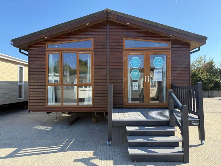 Resi Spec Twin Lodge with Stuning Living Area - Offsite - Utility, Bath, Ensuite