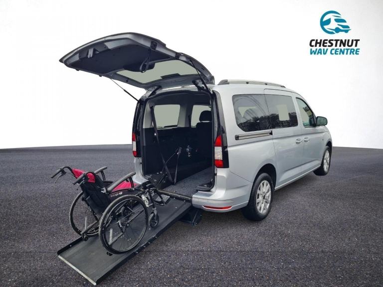 Ford Tourneo Connect WAV Wheelchair Access Silver 5 Seats 1.5 Petrol 6K Miles!