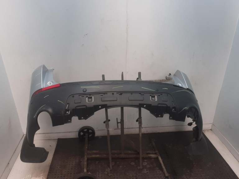 Landrover Discovery Sport Rear Bumper 2014-2020 Estate Indus Silver