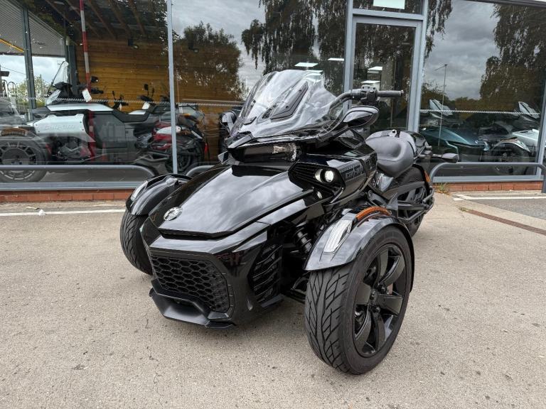 2021 CAN-AM SPYDER F3 6 speed semi automatic TRIKE