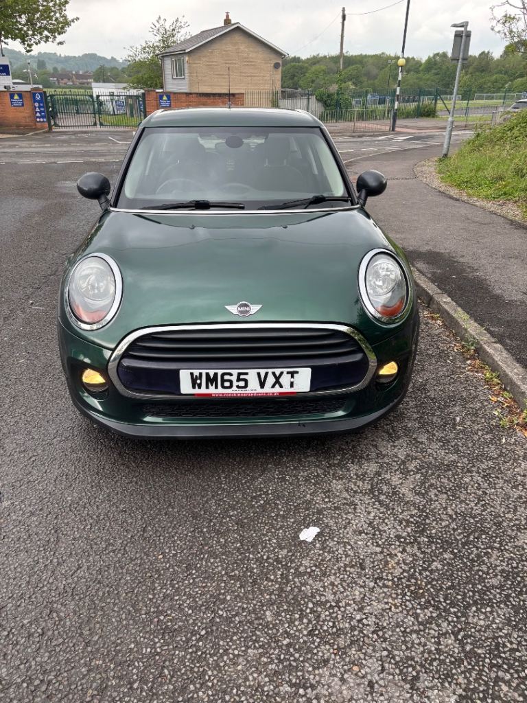 2016 British racing green Mini Cooper 