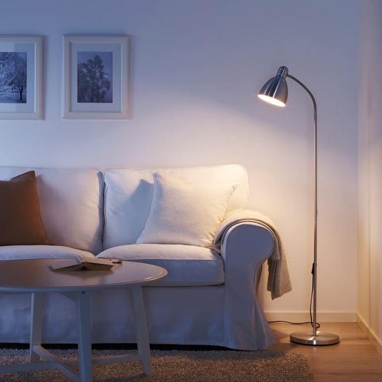 Floor lamp 