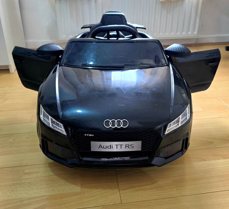 Audi TT RS Electric Ride-On Car – With Parental Remote – Full Working Order