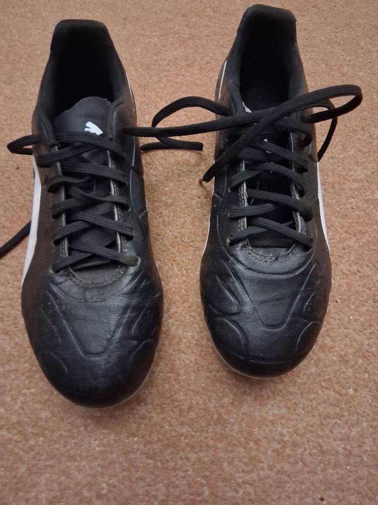 Puma football boots