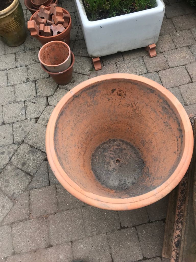 Large Terracotta Garden Pot 