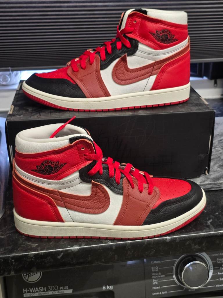 Nike Air Jordan 1 high tops uk 9