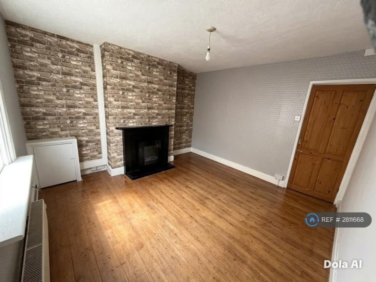 3 bedroom house in Alfred Terrace, Walton On The Naze, CO14 (3 bed) (#2811668)