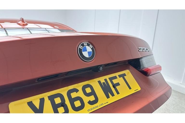 2019 BMW 3 Series 330e Sport Pro Saloon HYBRID Automatic