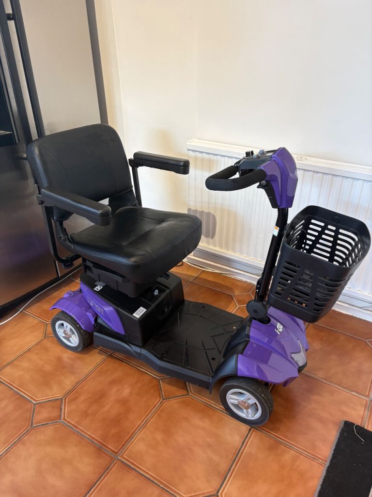 Top Of The Range Full Suspension Mobility Scooter 