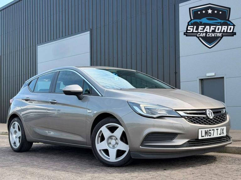 2017 Vauxhall Astra 1.6 Astra Tech Line CDTi ecoFLEX S/S 5dr Hatchback Diesel Manual