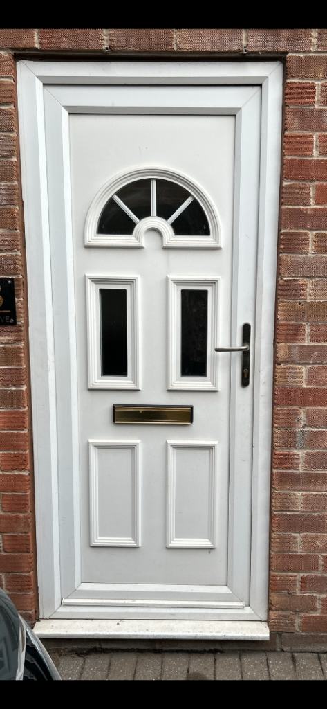 Used White UPVC Front Door with Glazing and Letterbox – Good Condition
