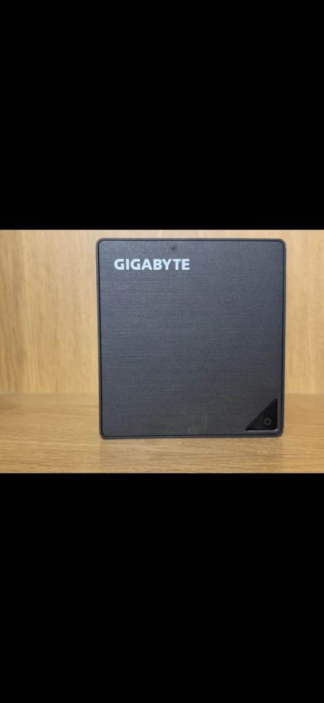 Gigabyte BRIX 8th gen i7 