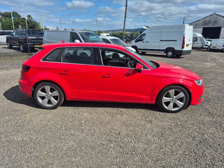 Audi, A3, Hatchback, 2015, Semi-Auto, 1968 (cc), 5 doors
