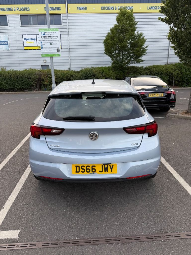 Vauxhall, ASTRA, Hatchback, 2016, Manual, 1598 (cc), 5 doors