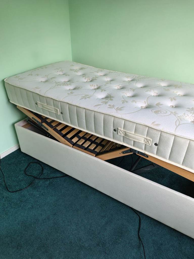 New unused Electric adjustable bed & mattress and remote control - single 