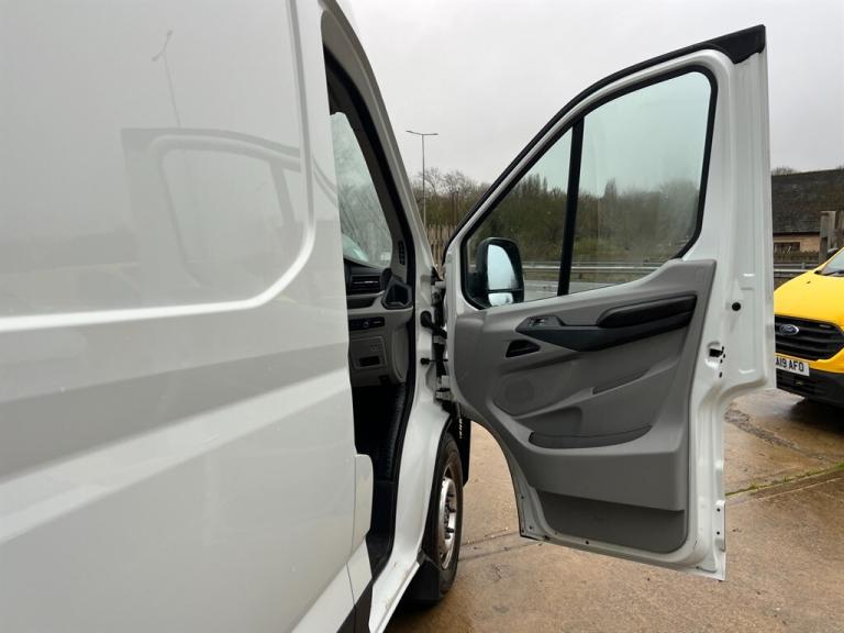 2021 Maxus Deliver 9 2.0 D20 Panel Van 5dr Diesel Manual FWD L3 H2 Euro 6 (s/s) (163 ps) Panel Va...