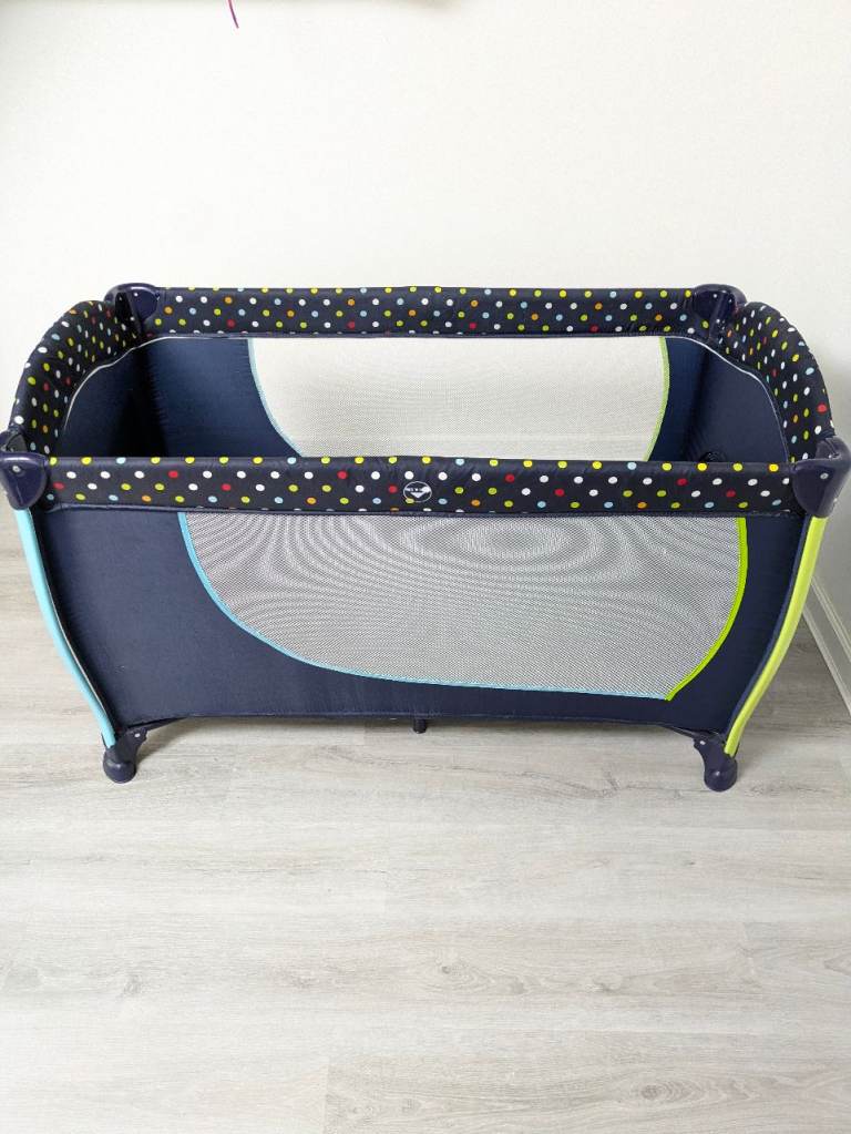 Hauck Sleep N Play Center 2 Travel cot