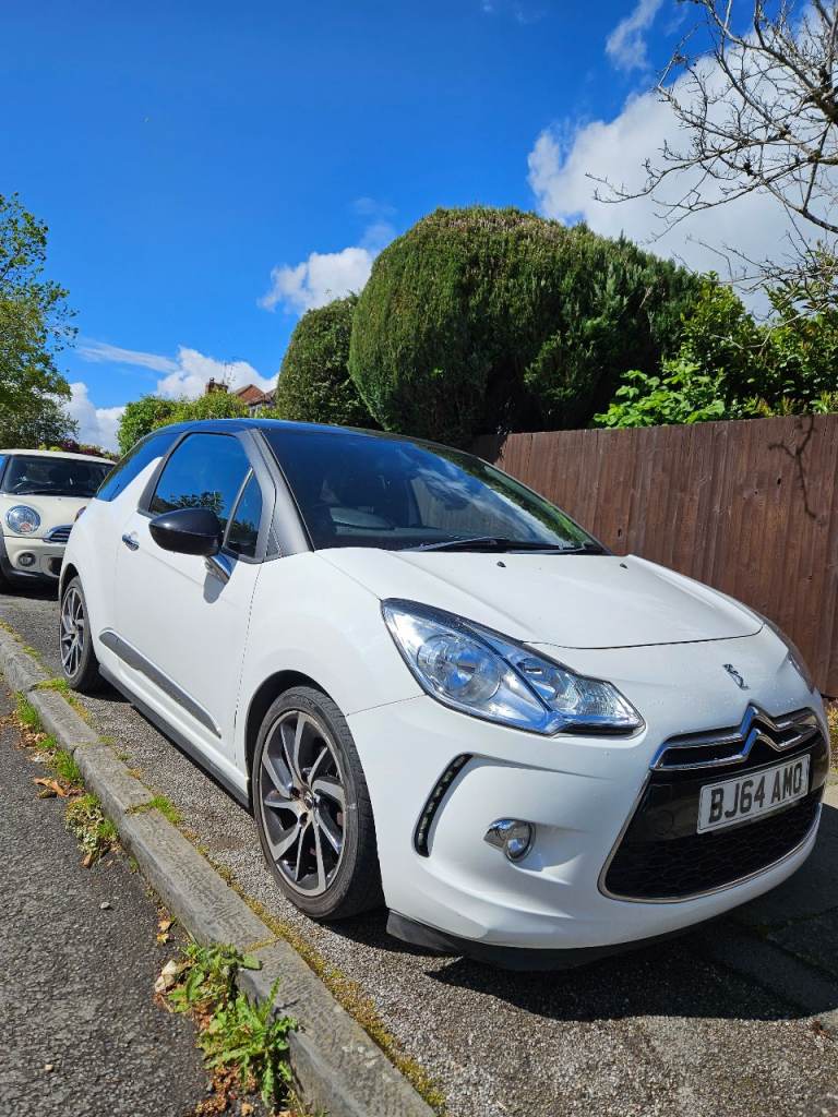 Citroen, DS3, Hatchback, 2014, Manual, 1560 (cc), 3 doors