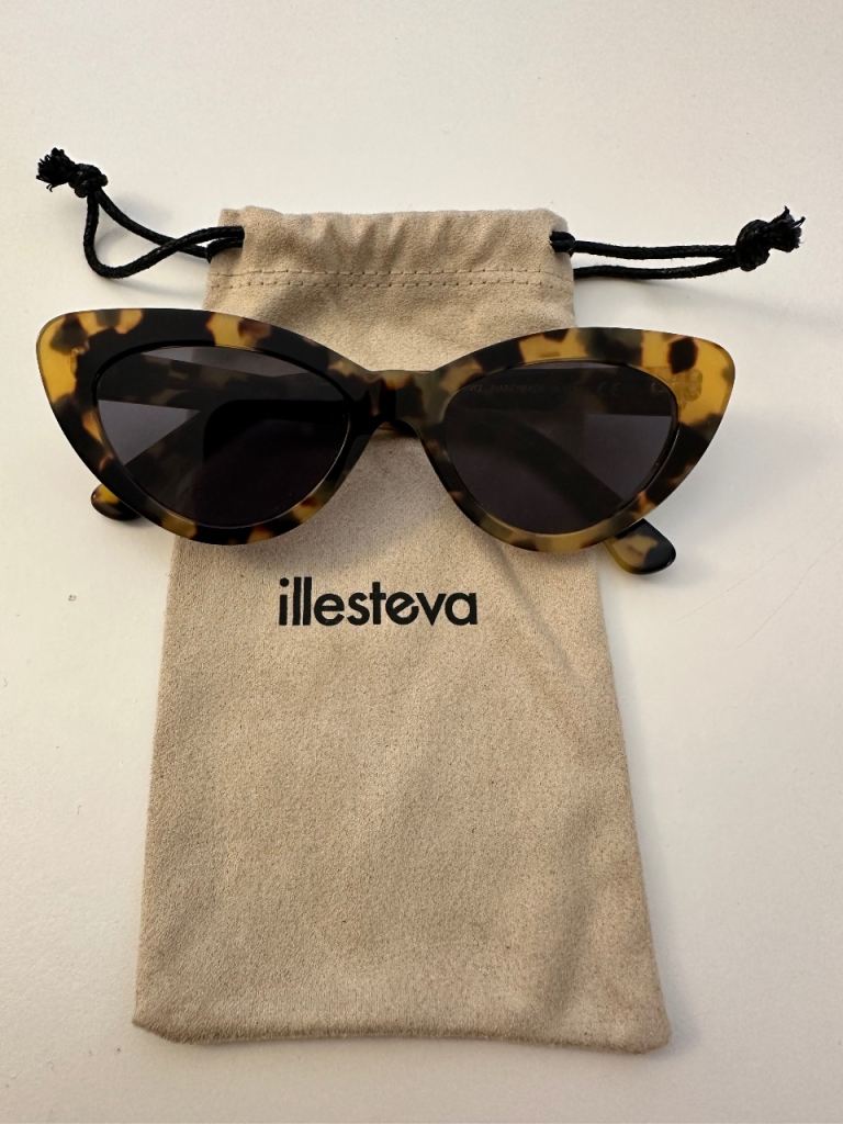 Gorgeous illesteva Pamela tortoiseshell sunglasses