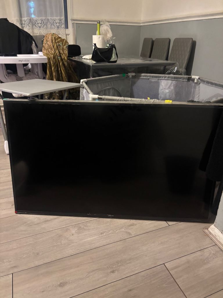 Samsung 55inch ultra HD certified HDR Smart tv 