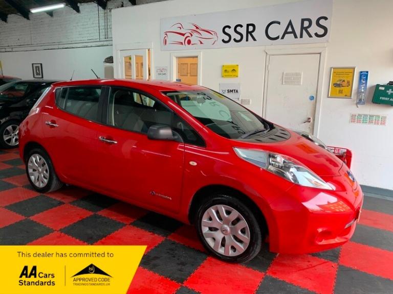 Nissan Leaf 24kWh Visia Hatchback 5dr Electric Auto (107 bhp)