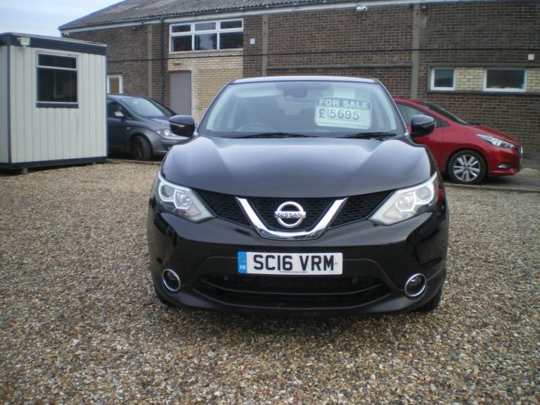 2016 Nissan Qashqai 1.2 DiG-T Acenta [Smart Vision Pack] 5dr HATCHBACK Petrol Manual