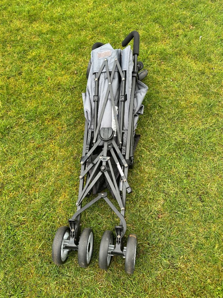 Cygnet foldable umbrella stroller