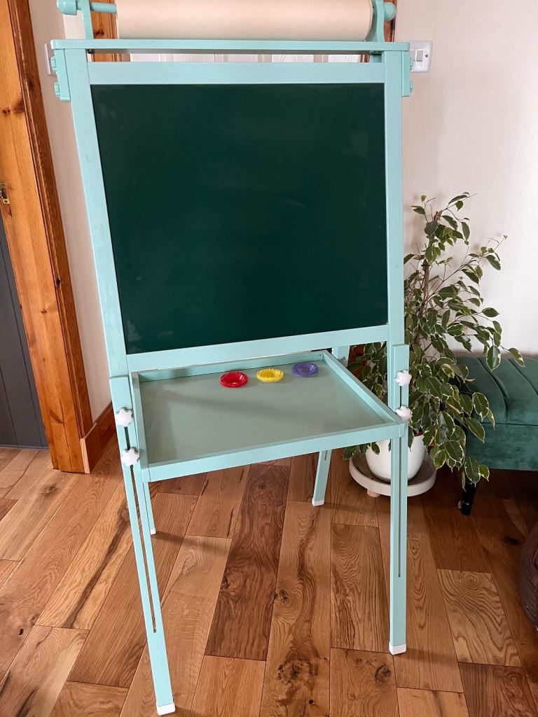 Kids Paint Easel - Adjustable