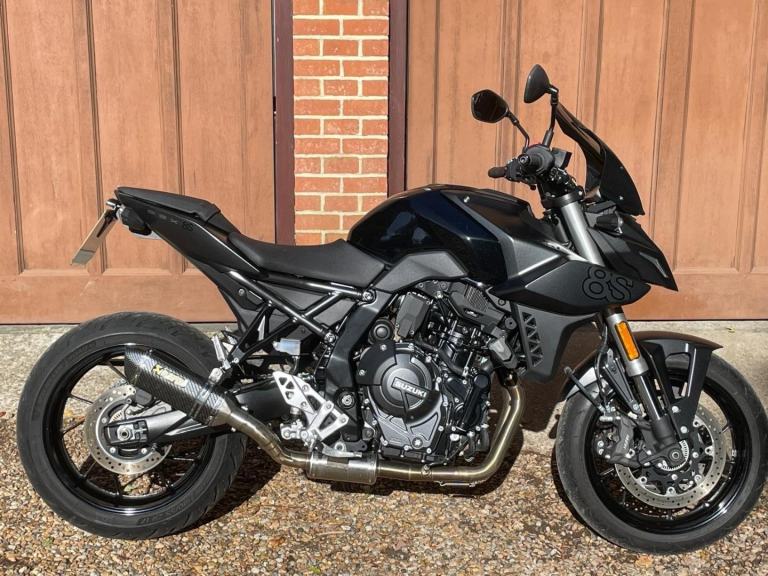 2023 SUZUKI GSX-8S