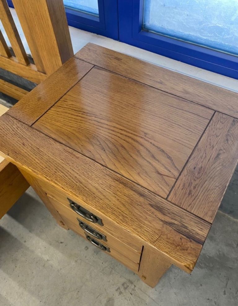 Solid Oak King Size Bed with Bedsides, Mirror and Tall Boy Chest of Drawers