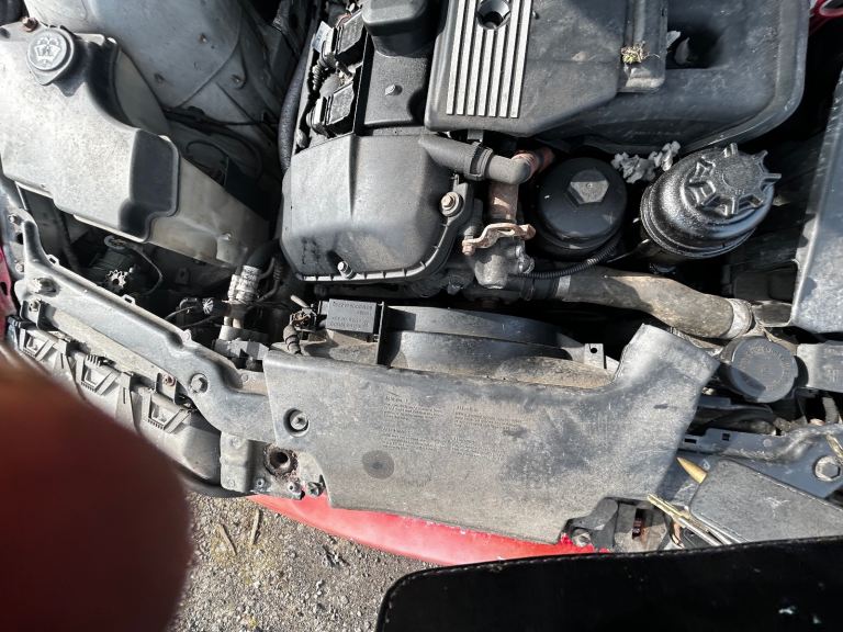 Bmw e46 325 m sport pre face lift breaking drift track car