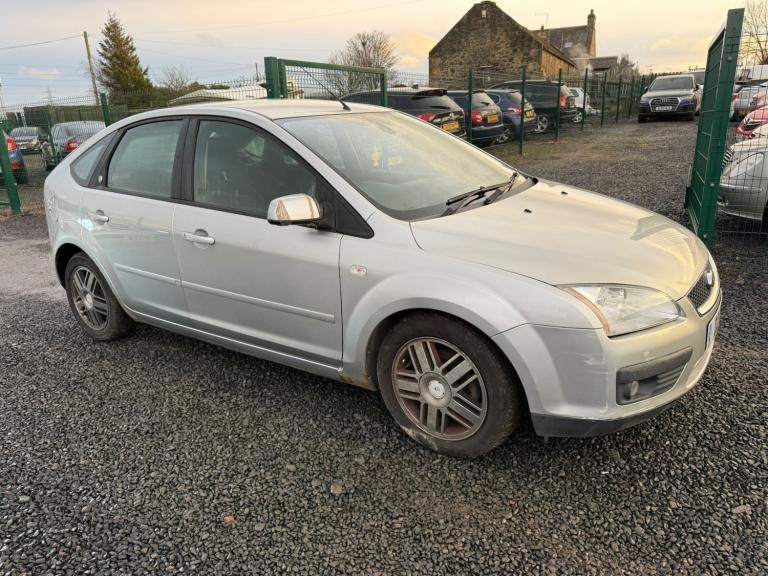 2005 Ford Focus 1.6 Ghia 5dr Auto HATCHBACK Petrol Automatic