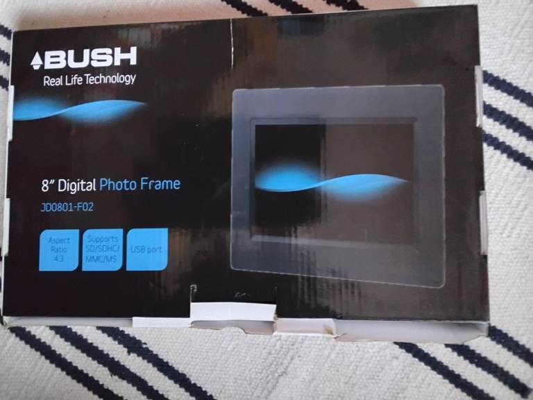 Bush 8" digital photo frame
