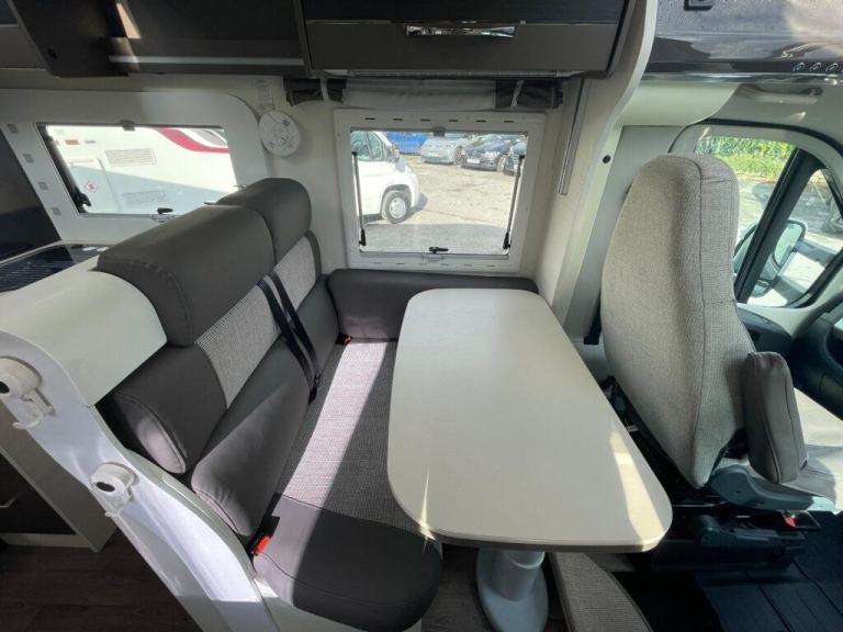 Chausson Welcome 718xlb 5 Berth 5 Belt Rear Garage Island Bed Motorhome