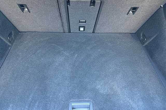 2020 Volkswagen Golf 1.5 TSI Life 5dr Hatchback Petrol Manual