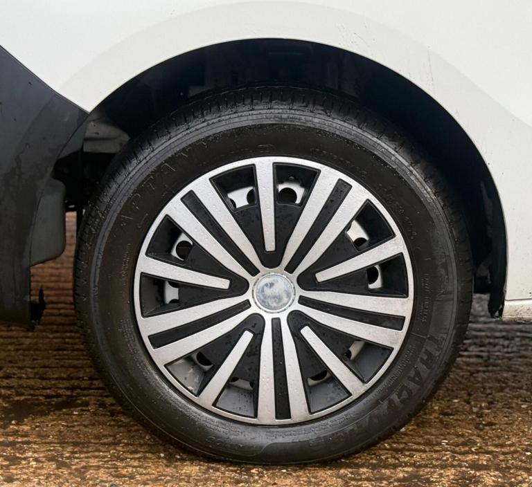 2017 Vauxhall Combo 1.3 CDTi 2300 16v FWD L2 H1 3dr Diesel