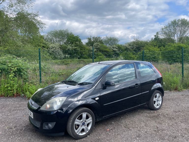 FORD FIESTA 1.2 ZETEC CLIMATE 07 REG BLACK 3 DOOR MOT OCTOBER 2026 SERVICE HISTORY LOW INSURANCE