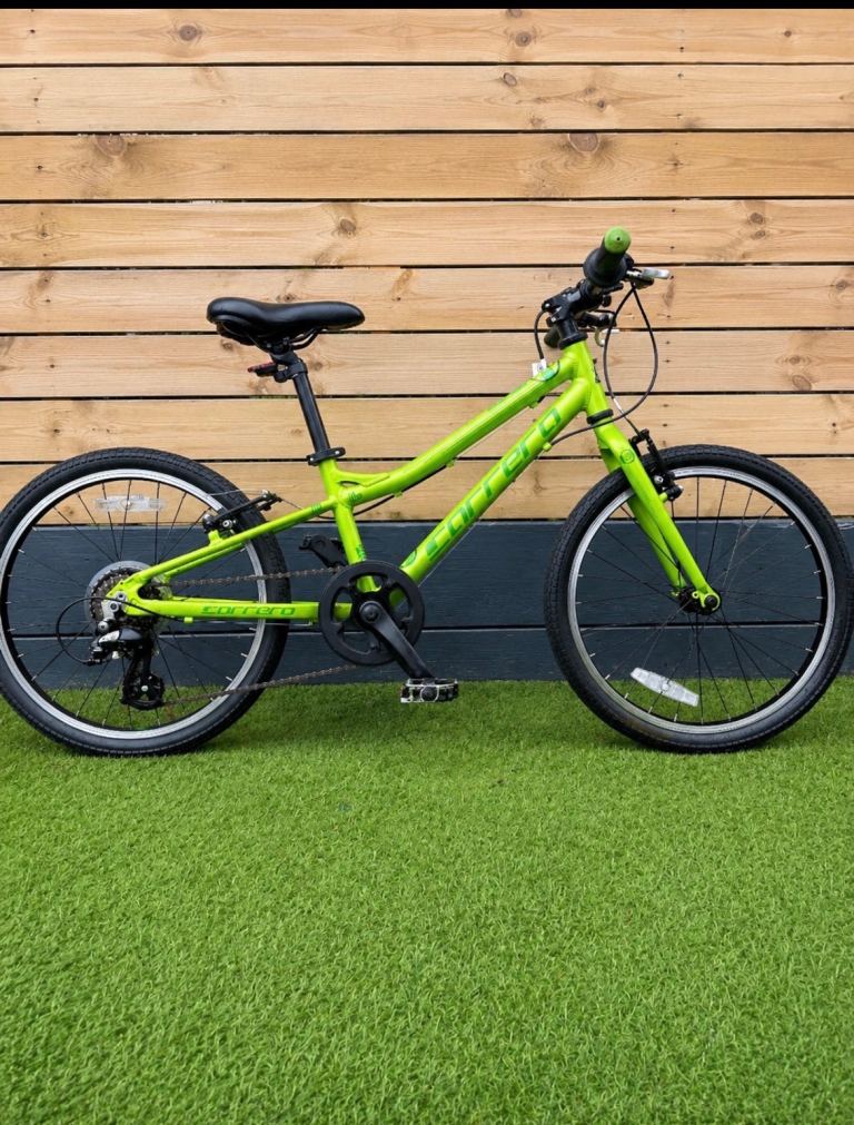 Carrera Abyss 20" Wheel Kids Hybrid Bike