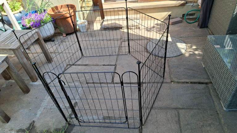 Dog/Puppy Pen - As New