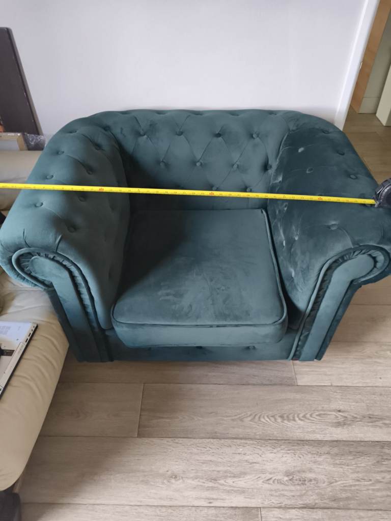 Green chesterfield chair 