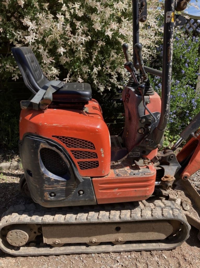 Kubota UC10/3 digger