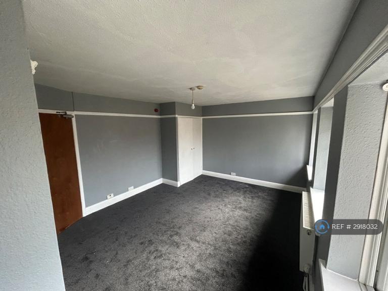 1 bedroom in Chesham Road, Amersham, HP6 (#2918032)