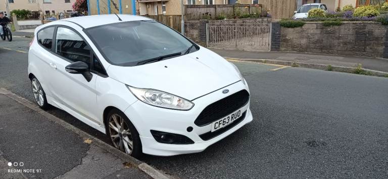 Ford, FIESTA, Hatchback, 2014, Manual, 1560 (cc), 3 doors