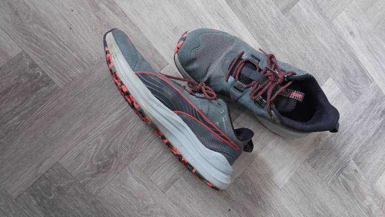 Puma trainers size 7