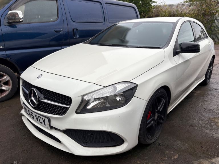 Mercedes-Benz, A CLASS, Hatchback, 2016, Manual, 2143 (cc), 5 doors