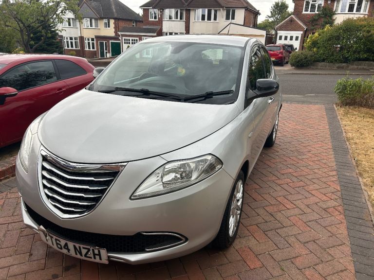 Chrysler, YPSILON, Hatchback, 2015, Manual, 1242 (cc), 5 doors