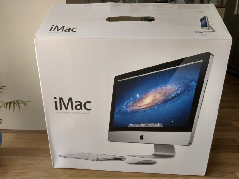 image for iMC309B/A Desktop Computer in prefect condition very rarely used comes packed in original box