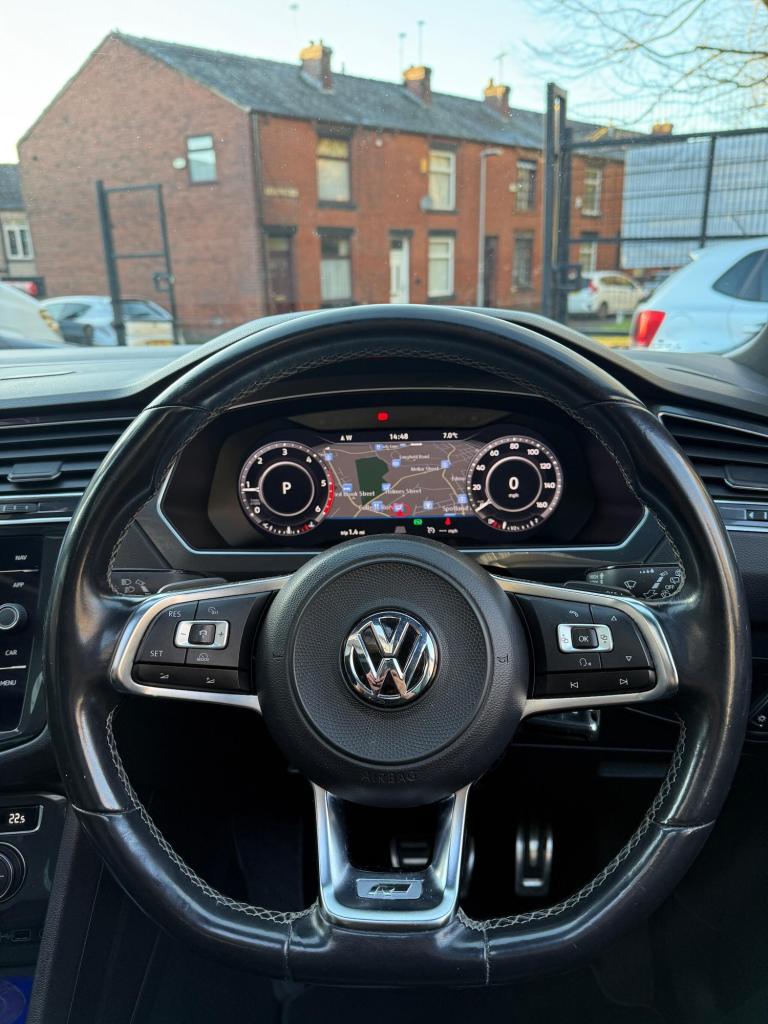 2018 Volkswagen Tiguan 2.0 TDi 190 4Motion R-Line 5dr DSG ESTATE DIESEL Automatic