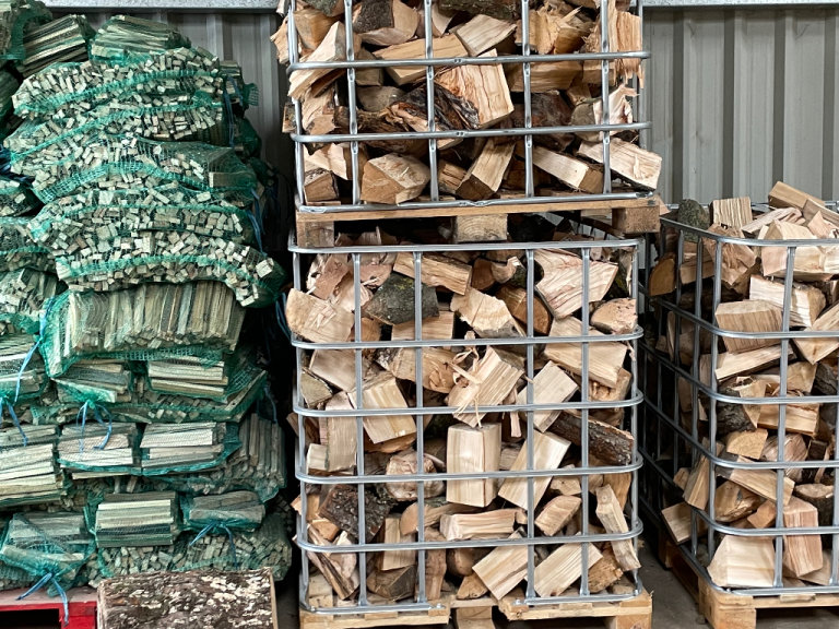 🪵Hardwood logs  🪵